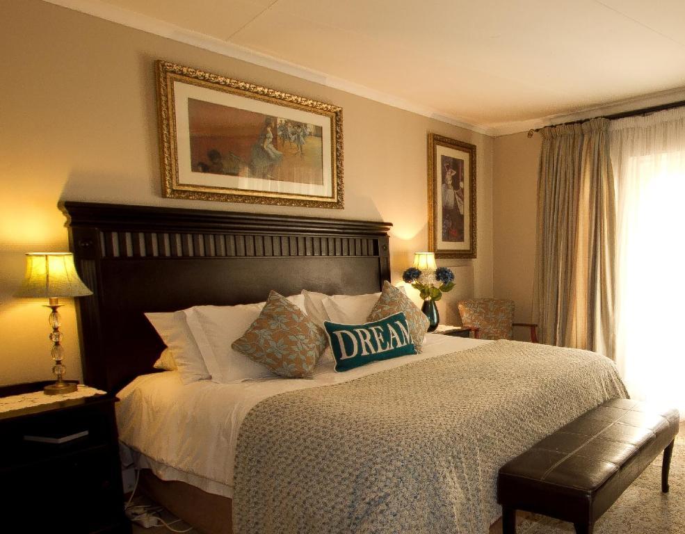อรุมเพลซ เกสท์เฮาส์ Hotel โจฮันเนสเบิร์ก ห้อง รูปภาพ